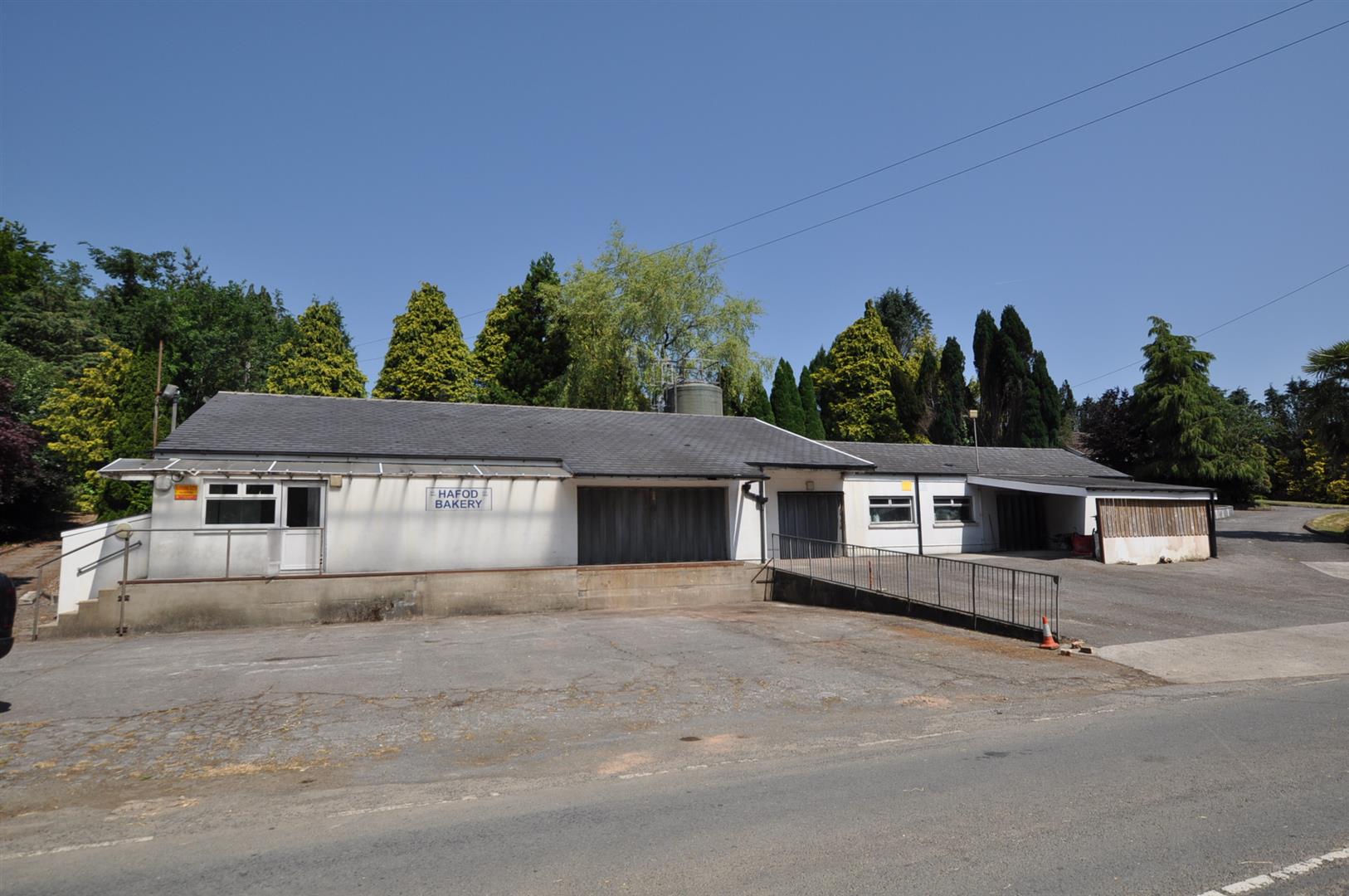 Llysonnen Road, Carmarthen Terry Thomas & Co Estate Agents in